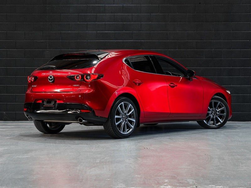 2022 Mazda 3 20s L Package, photo 3