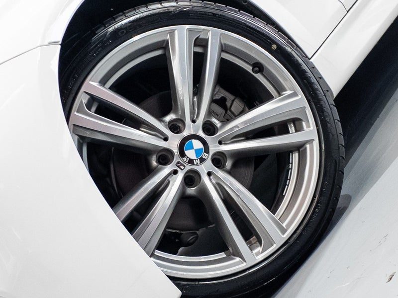2015 BMW 320i M-Sport, photo 2