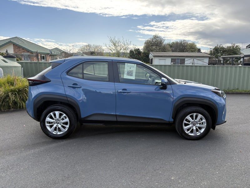 2023 Toyota Yaris Cross GX, photo 2