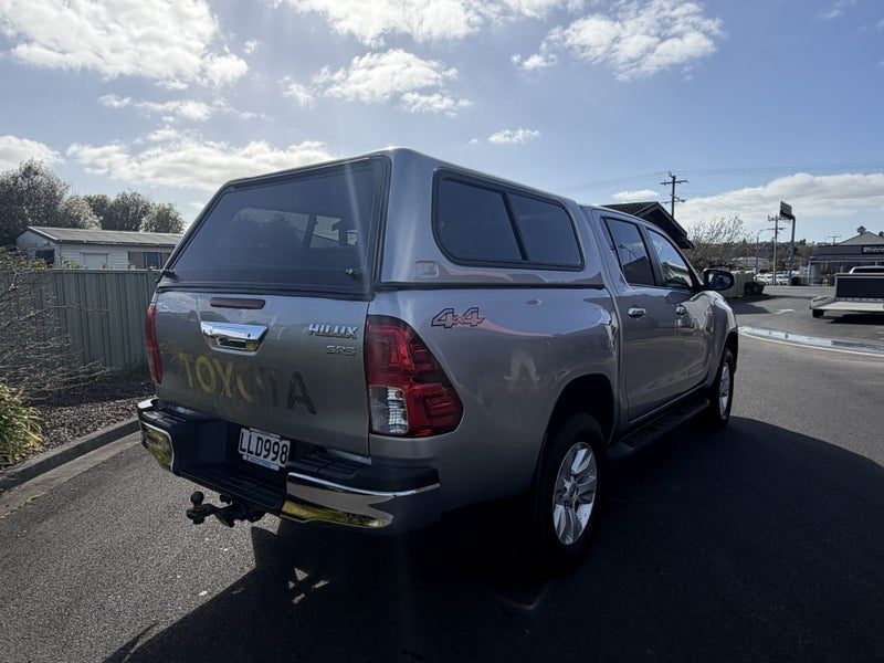 2018 Toyota Hilux 4WD SR5 2.8DT DOUBLE CAB, photo 3