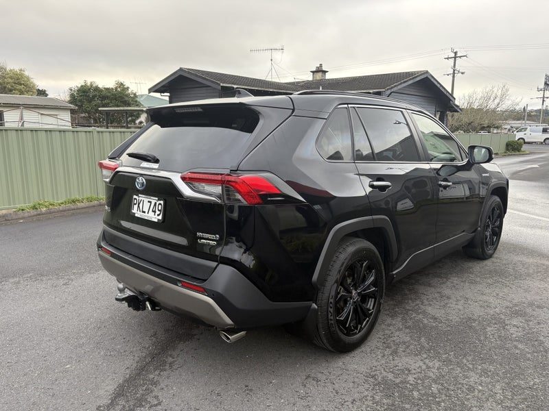 2022 Toyota RAV4 Limited, photo 3