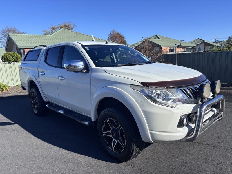 2017 Mitsubishi Triton D/cab CH-X 2.4D/4WD