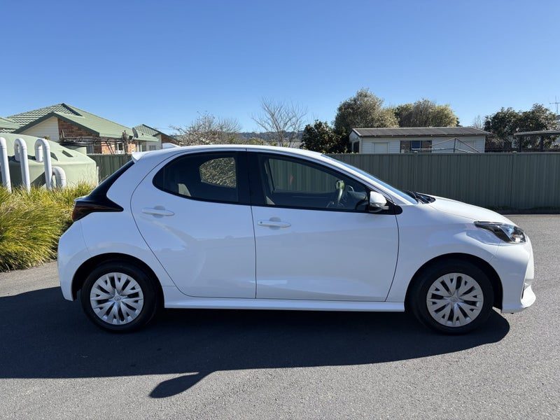 2023 Toyota Yaris GX 1.5, photo 2