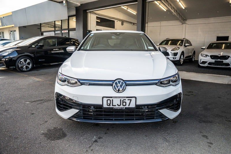 2022 Volkswagen Golf R Performance Hatch Mk8, photo 2