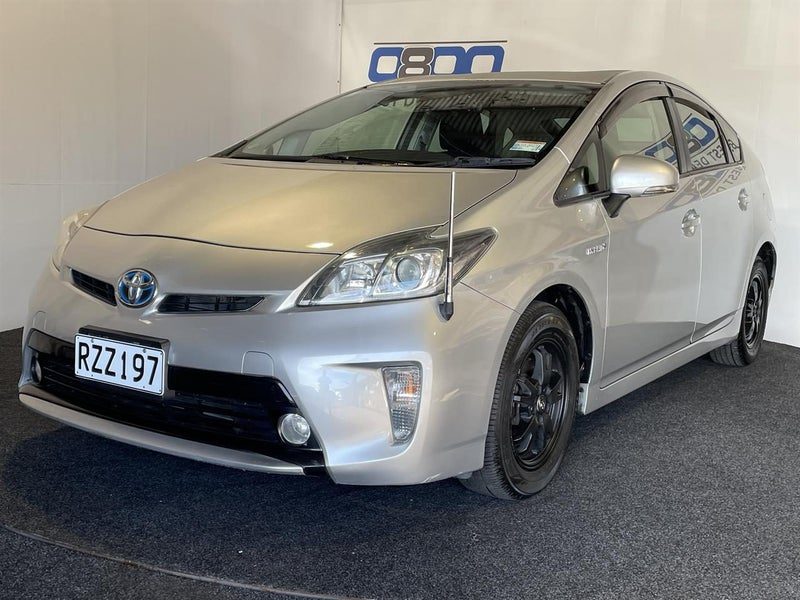 2014 Toyota Prius 1.8L Hybrid, photo 3