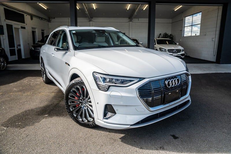 2021 Audi e-tron EV 50 Advanced