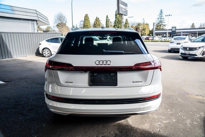 2021 Audi e-tron EV 50 Advanced, photo 3