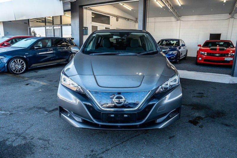2018 Nissan Leaf 40X Edition, photo 2