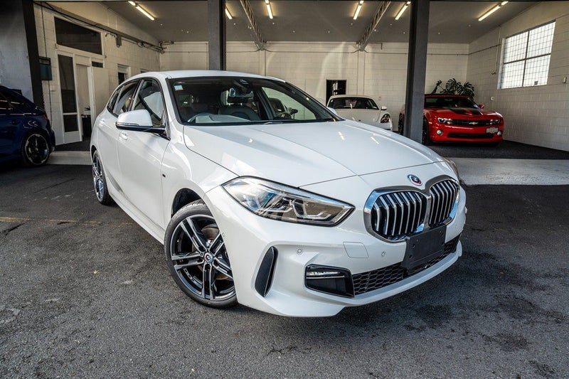 2023 BMW 118i M-Sport edition