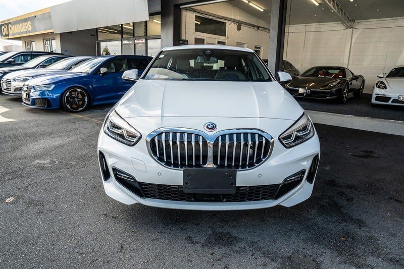 2023 BMW 118i M-Sport edition, photo 2