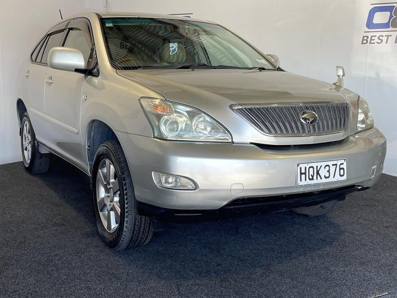 2005 Toyota Harrier 300G, main photo