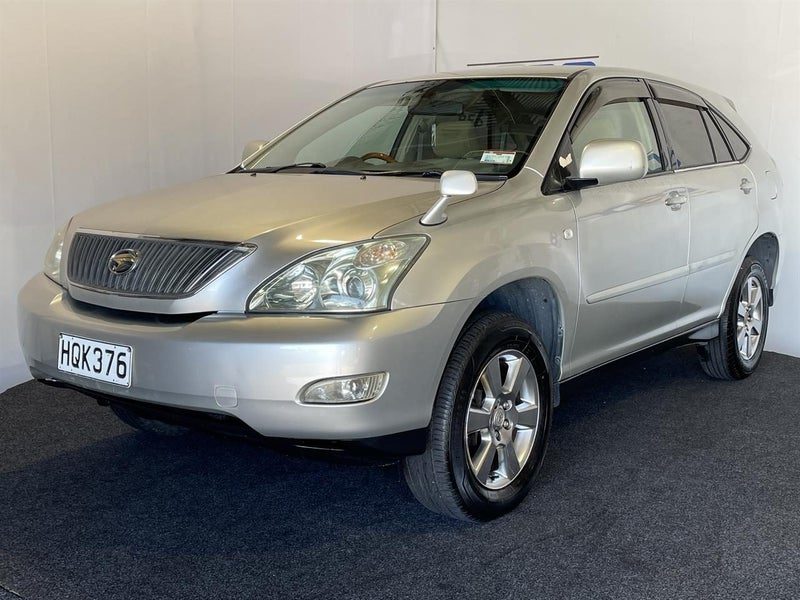 2005 Toyota Harrier 300G, photo 3