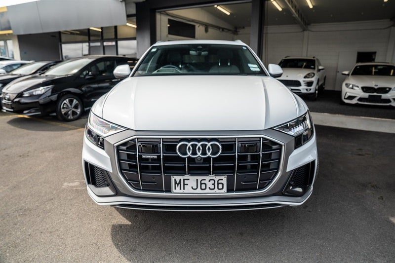 2019 Audi Q8 50TDI S-line Quattro, photo 2