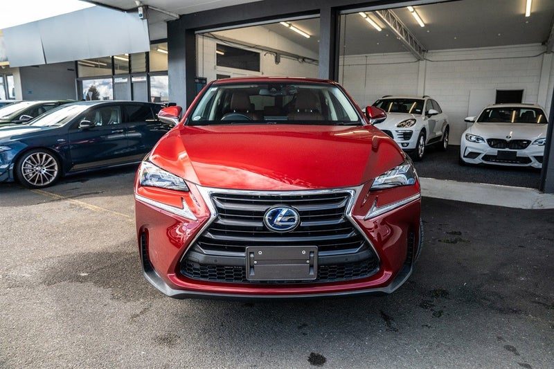 2015 Lexus NX 300h I Package Hybrid, photo 2