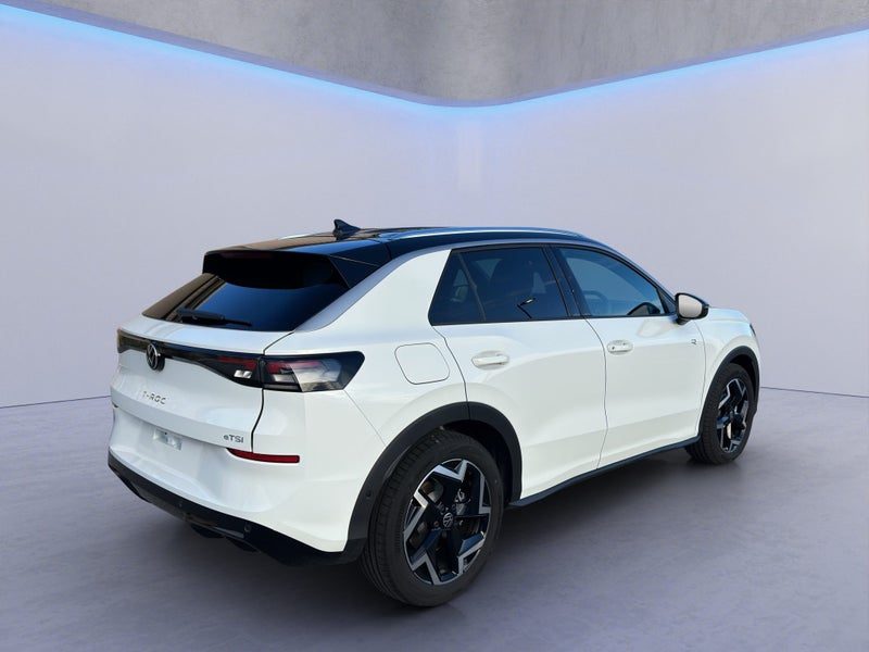 2026 Volkswagen T-Roc R-Line, photo 3