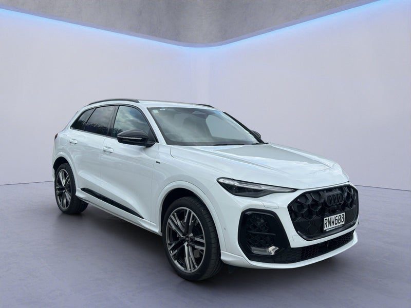 2026 Audi Q5 e-hybrid S line