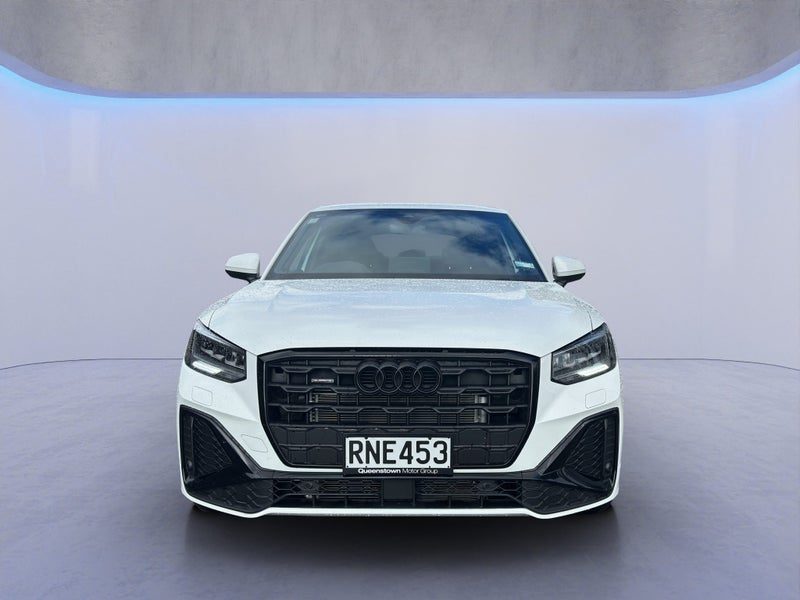 2025 Audi Q2 40 TFSI Quattro S line, photo 2