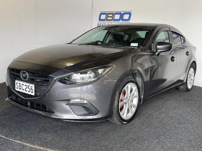 2014 Mazda Axela, photo 3