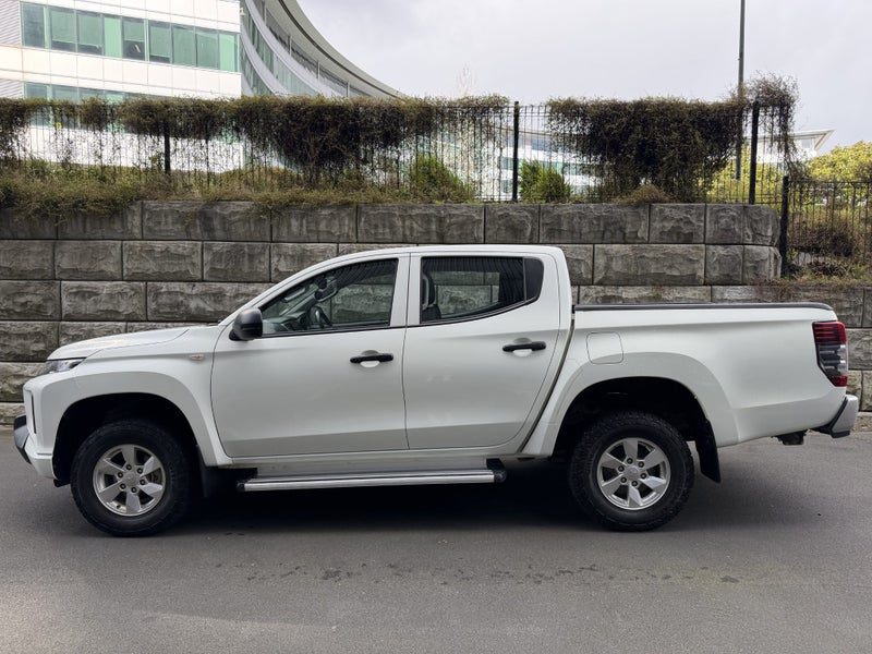 2019 Mitsubishi Triton GLX 4x4 Auto, photo 3