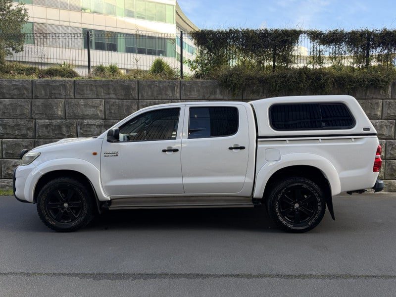 2012 Toyota Hilux 4x4 Auto, photo 3