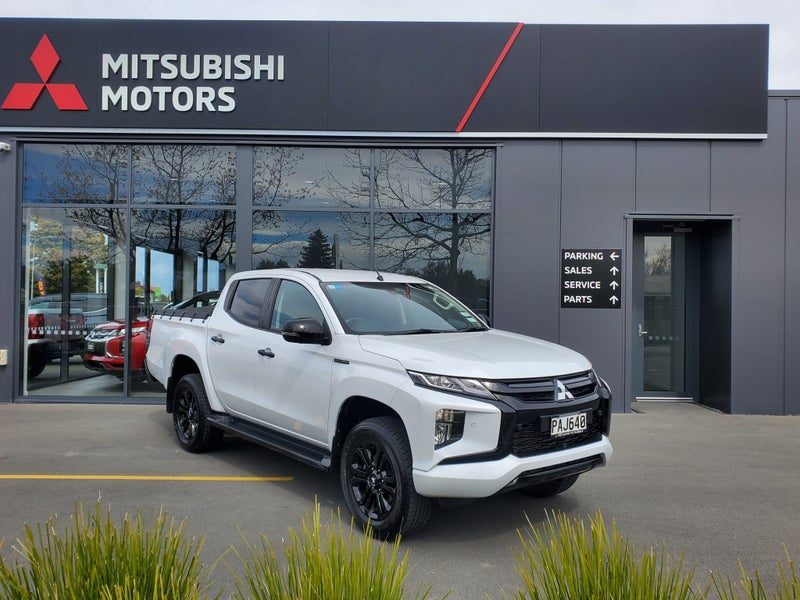 2022 Mitsubishi Triton GLSB