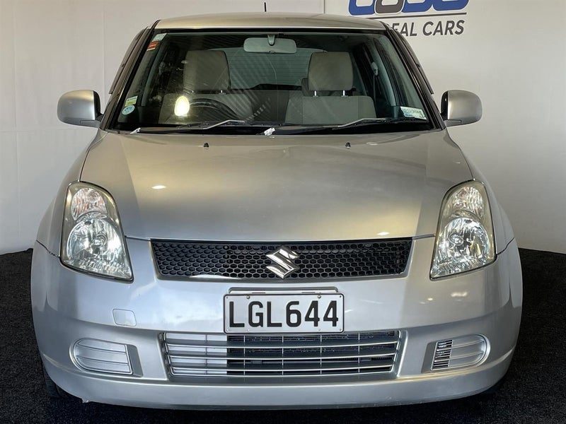 2006 Suzuki Swift, photo 2