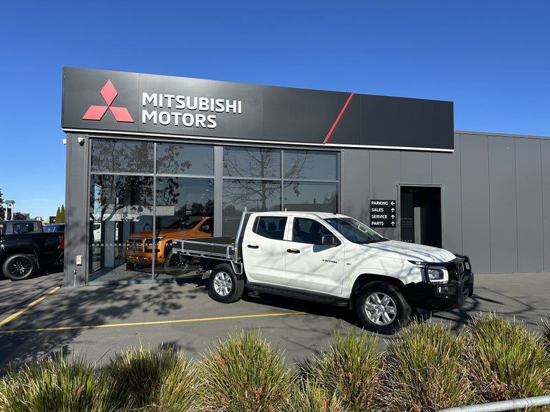 2025 Mitsubishi Triton GLX, photo 2