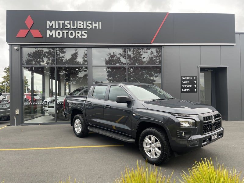 2026 Mitsubishi Triton GLX, photo 2