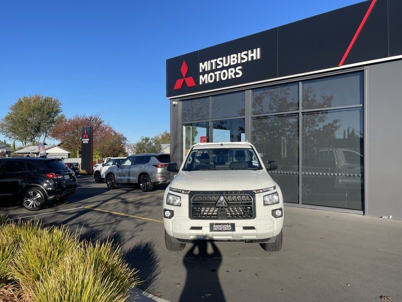 2026 Mitsubishi Triton GLX, photo 3