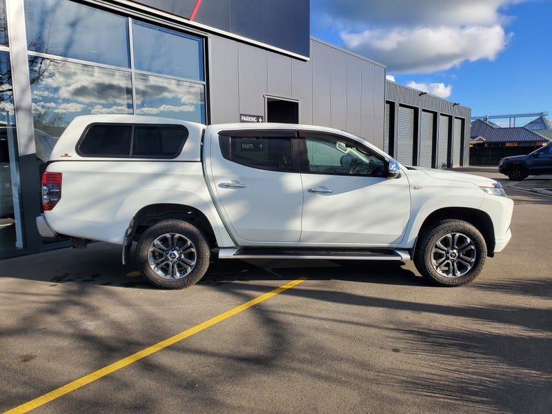 2019 Mitsubishi Triton GLXR, photo 2
