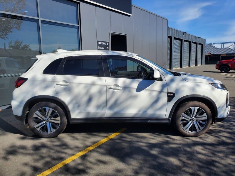 2025 Mitsubishi ASX LS, photo 2