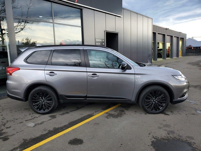 2022 Mitsubishi Outlander Sport - 4 Wheel Drive, photo 2