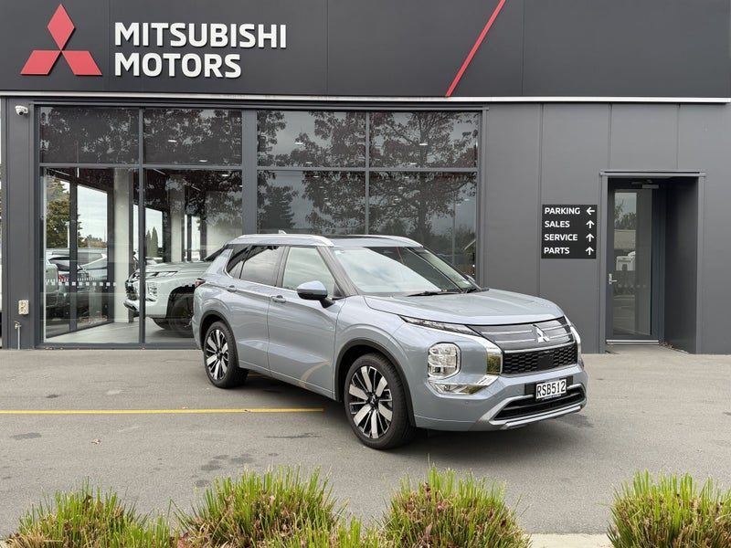 2026 Mitsubishi Outlander VRX 7 Seater
