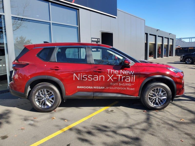 2026 Nissan X-Trail ST, photo 2