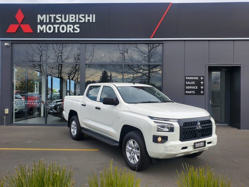 2026 Mitsubishi Triton GLX