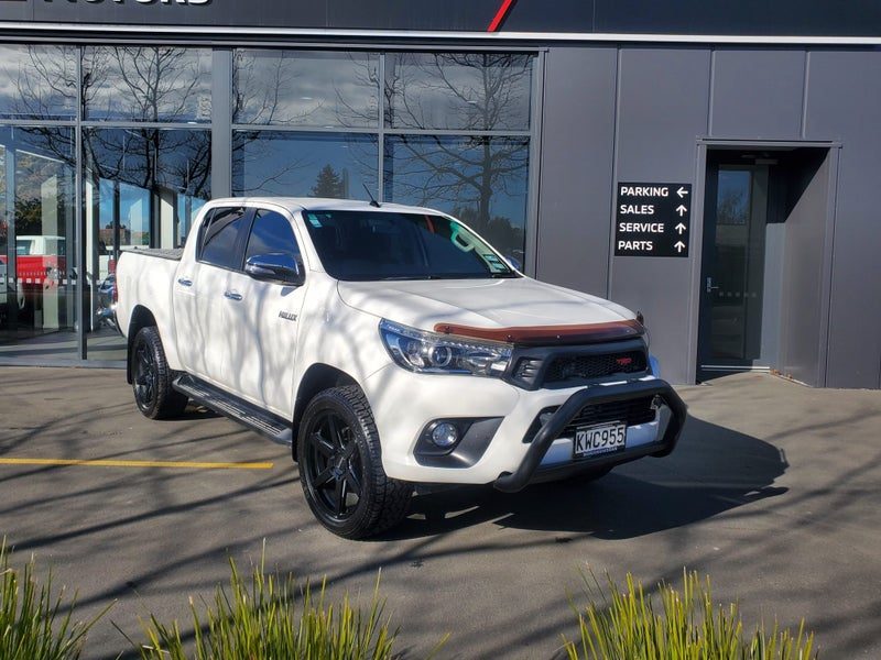 2017 Toyota Hilux SR5
