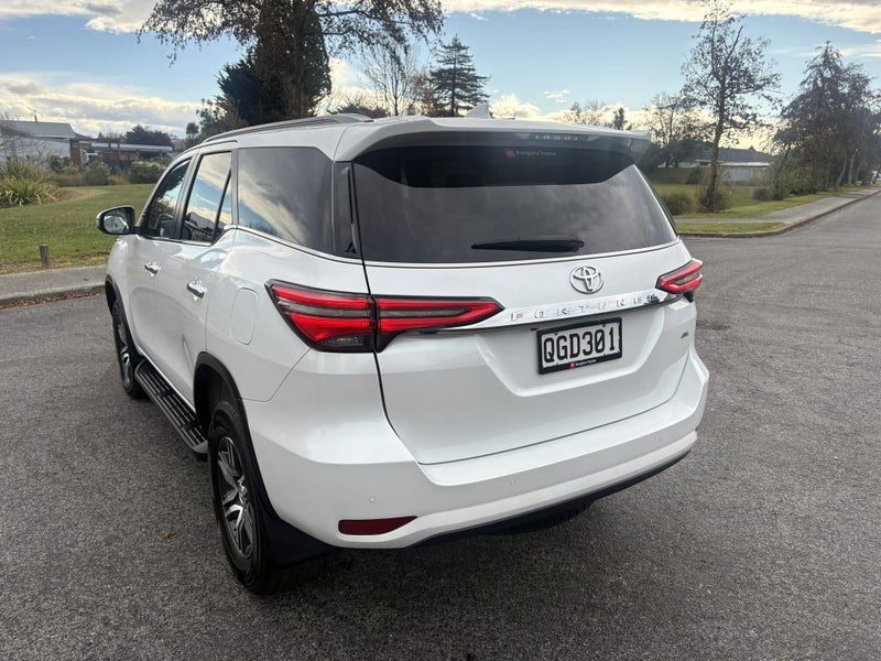 2023 Toyota Fortuner GXL 2.8DT 6AT 4WD WG/5D/7S, photo 2