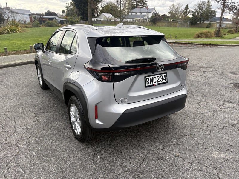 2025 Toyota Yaris Cross GX, photo 2