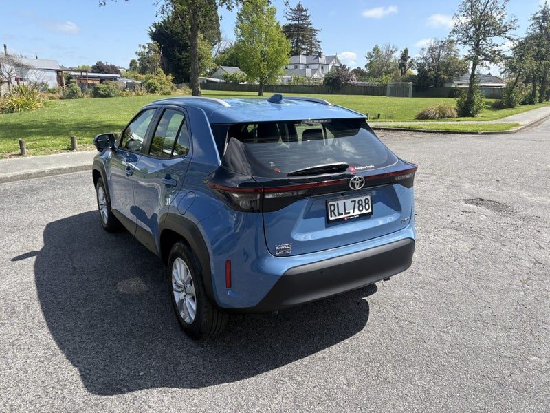 2025 Toyota Yaris Cross GX, photo 2
