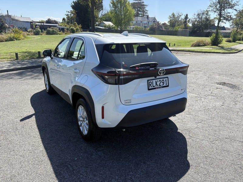 2025 Toyota Yaris Cross GX, photo 2