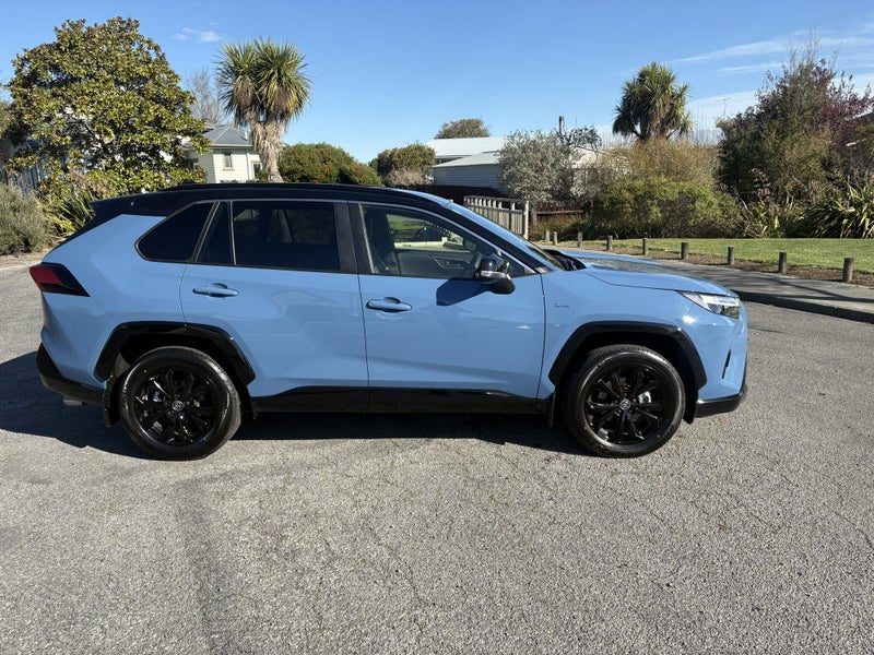 2025 Toyota RAV4 XSE 2.5P HV ECVT AWD SUV/5D/5S, photo 3
