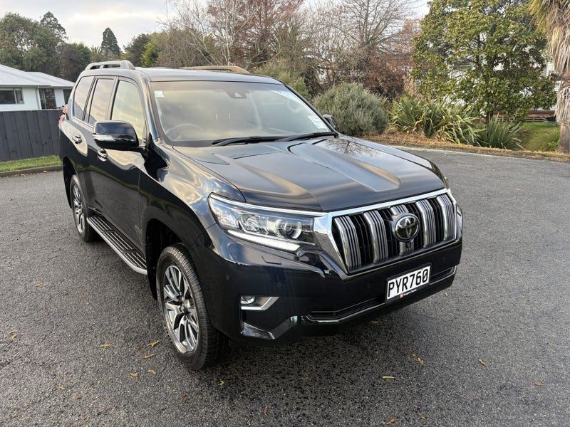 2023 Toyota Land Cruiser Prado VX