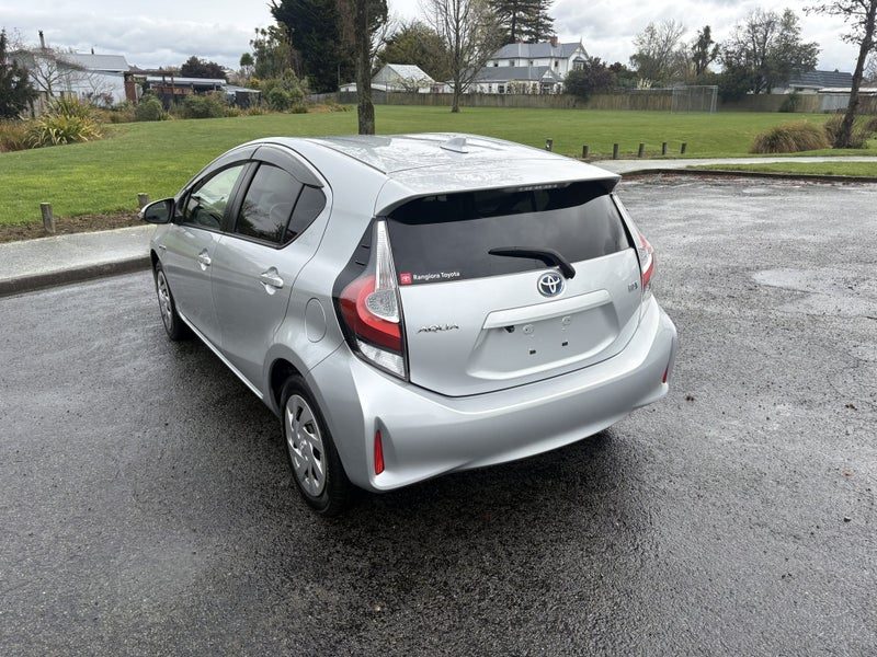 2019 Toyota Aqua 1.5 Hybrid S 5 Dr Hatch CVT 2WD, photo 2