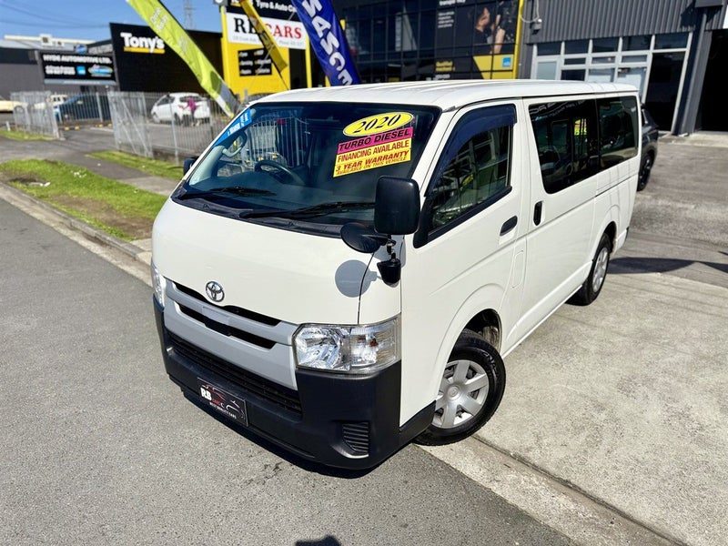 2020 Toyota Hiace 6 Seater 5 Door TSS Diesel Turbo, photo 2