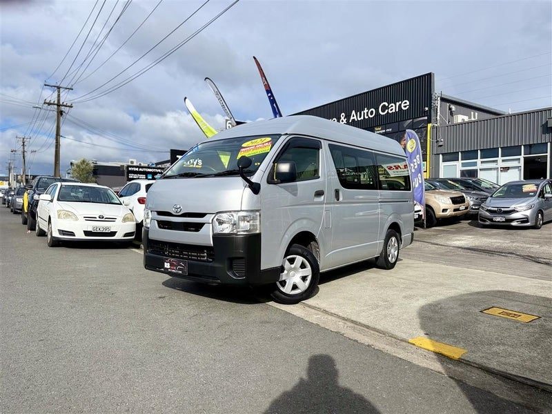 2021 Toyota Hiace Highroof 6 Seater Tidy Example, photo 3