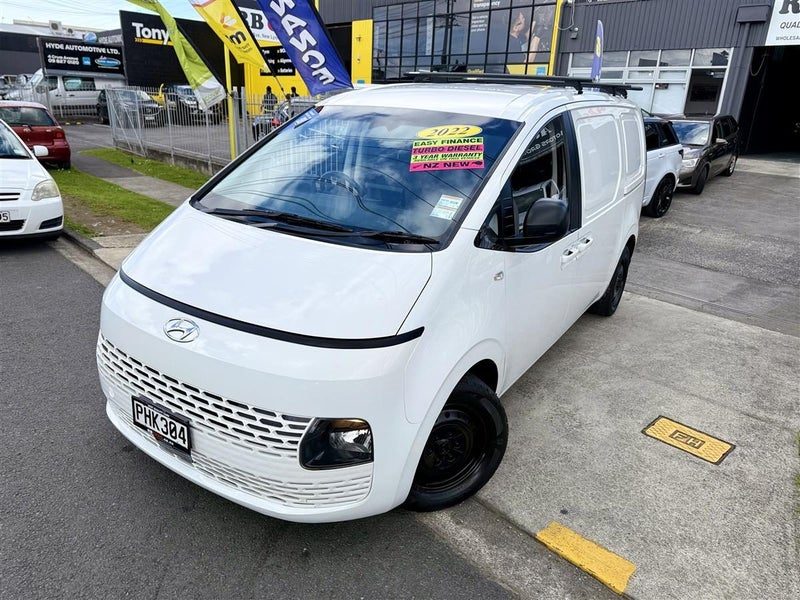 2022 Hyundai Staria Load, photo 2