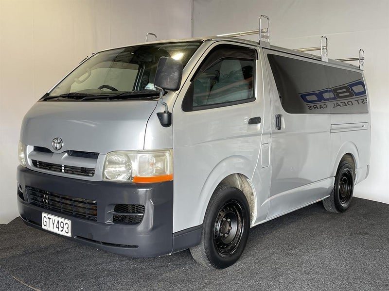 2006 Toyota Hiace, photo 3