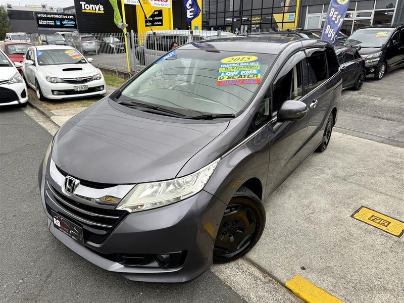 2015 Honda Odyssey G, photo 2