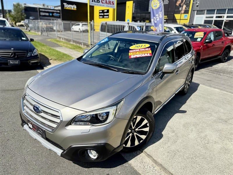 2015 Subaru Outback Limited AWD Nice Spec Model, photo 2