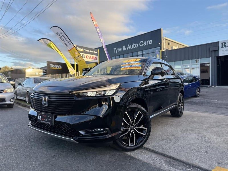 2021 Honda Vezel E: HEV Z Hybrid Beautiful Example